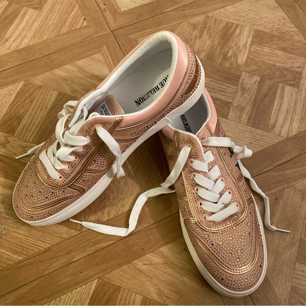 New True Religion Rose Gold Rhinestone Esperanza Sneakers Sz 10